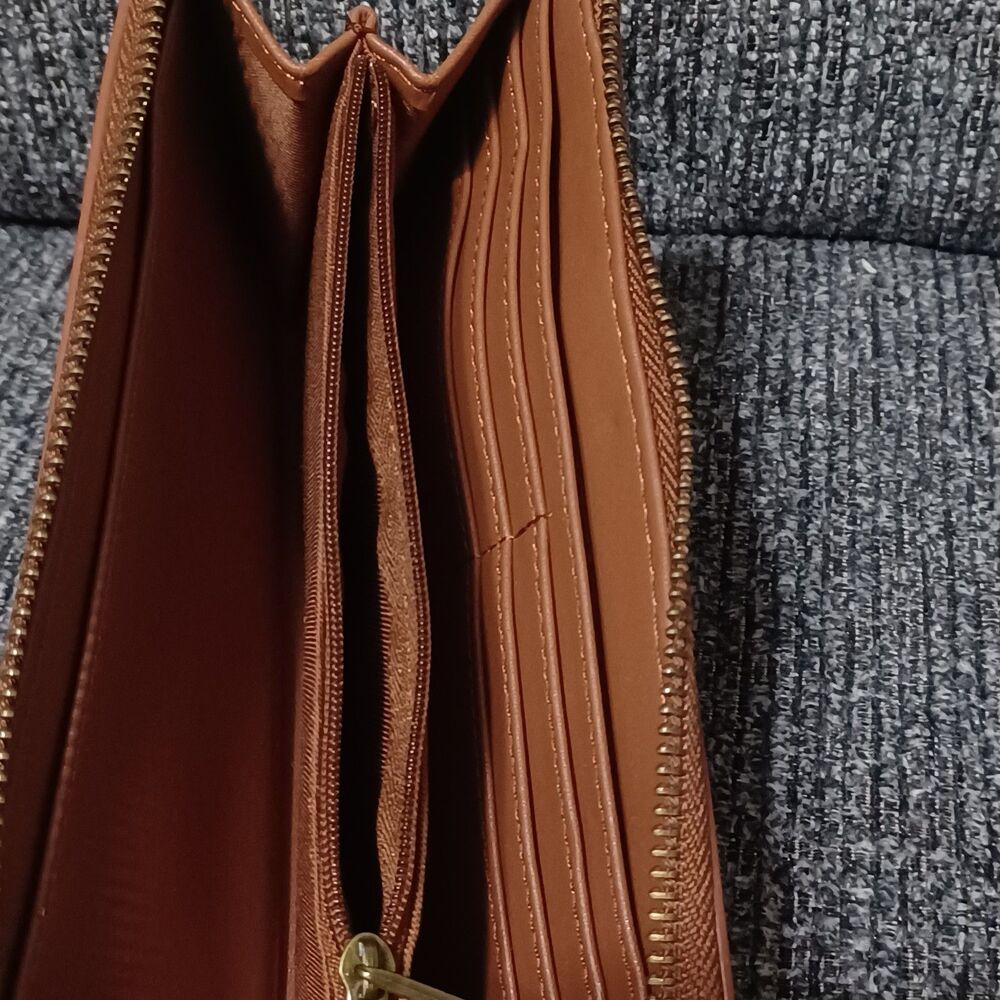 UNIVERSAL THREADS Brown Camille Zip Wristlet Wallet - Picture 3 of 4